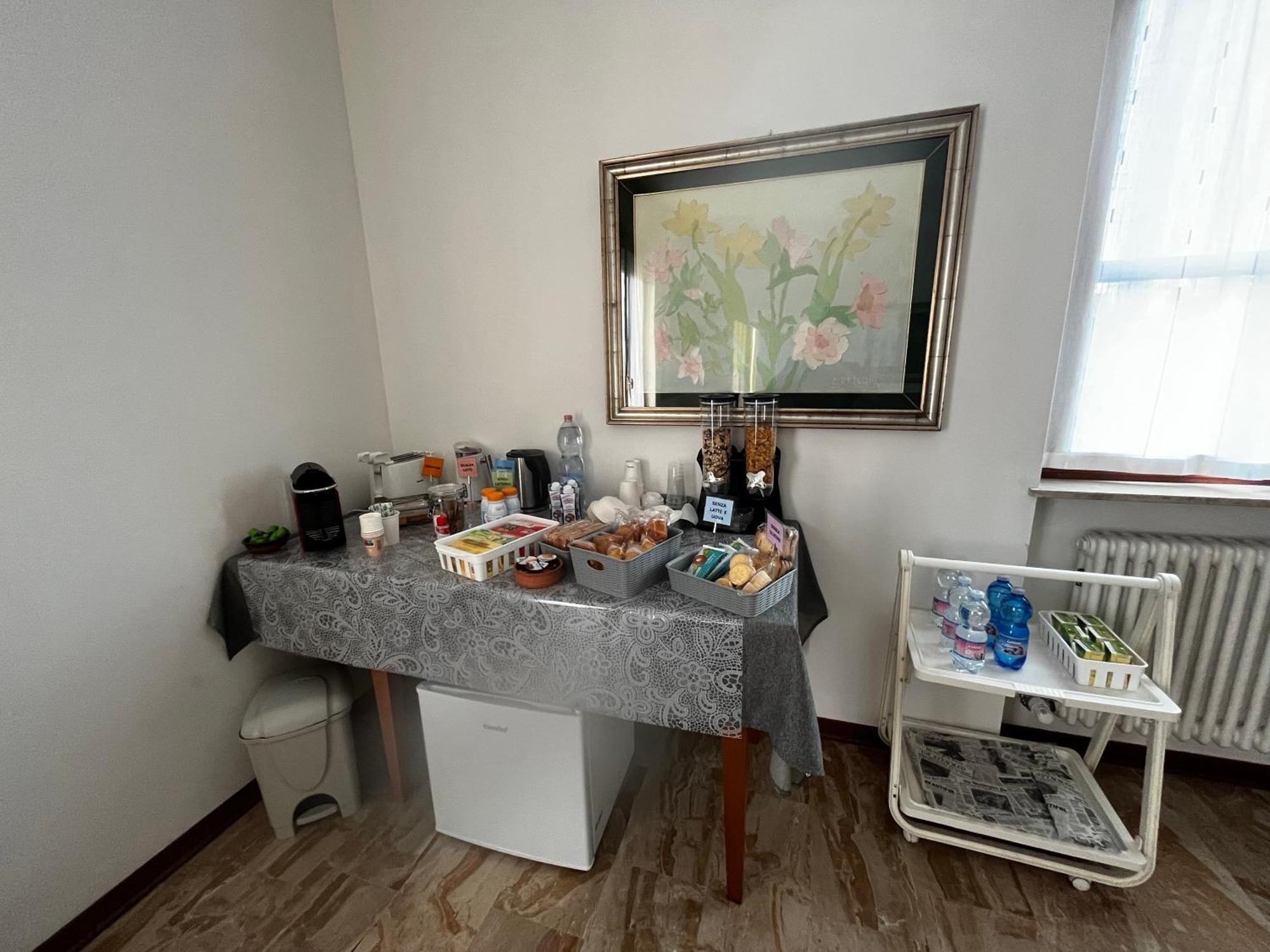 R&B Emilia Bed & Breakfast Cadeo Ngoại thất bức ảnh